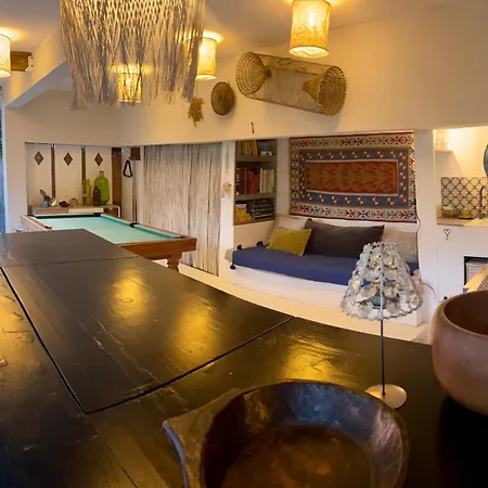 Bas De Independant San Benedetto Daire Alata